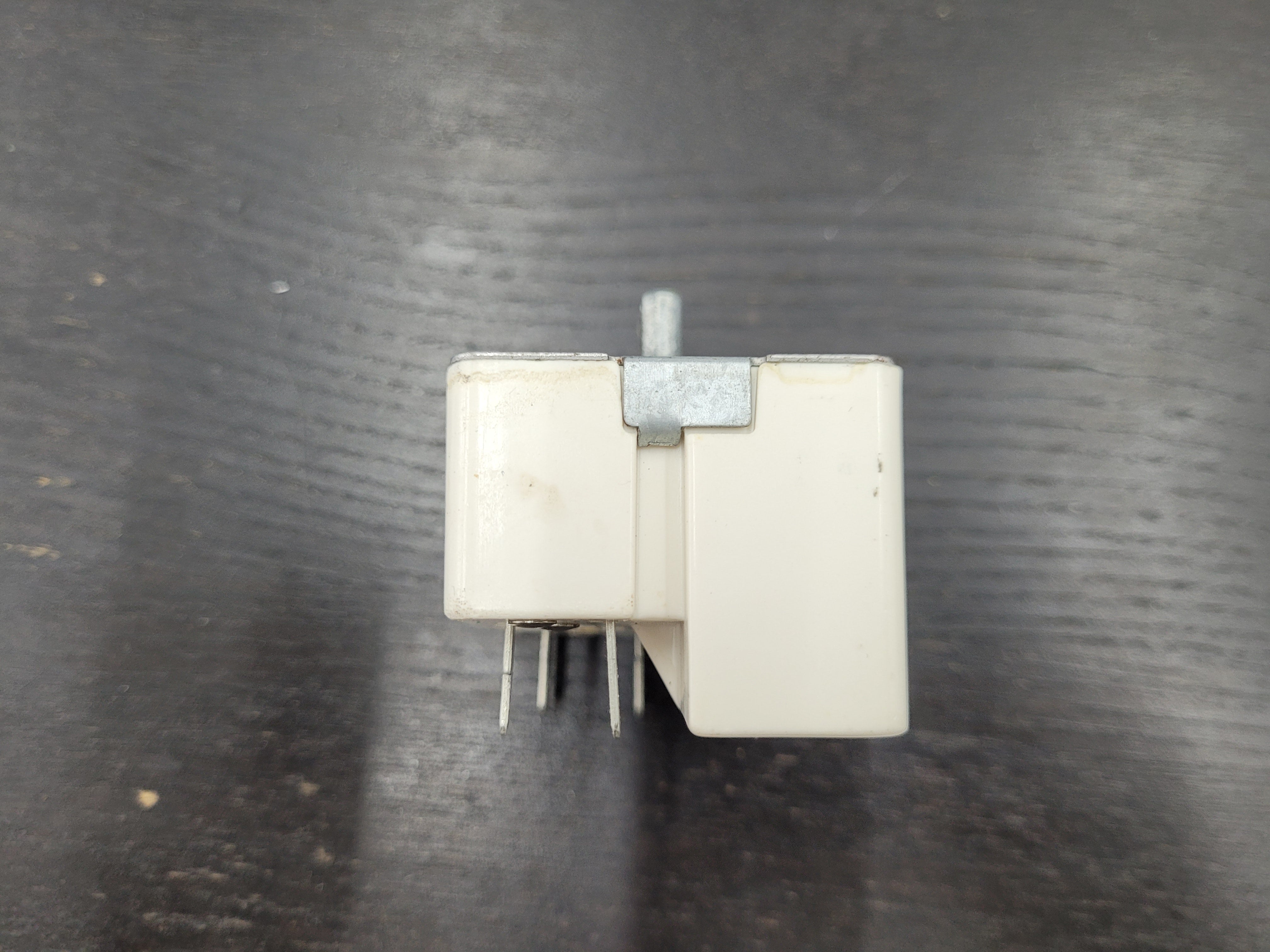 Whirlpool Stove Surface Element Infinite Switch 3148952 Whirlpool Stove Surface Element Infinite Switch 3148952